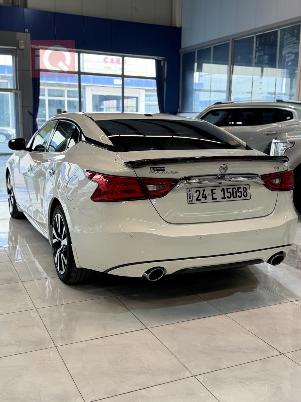 نيسان ماكسيما